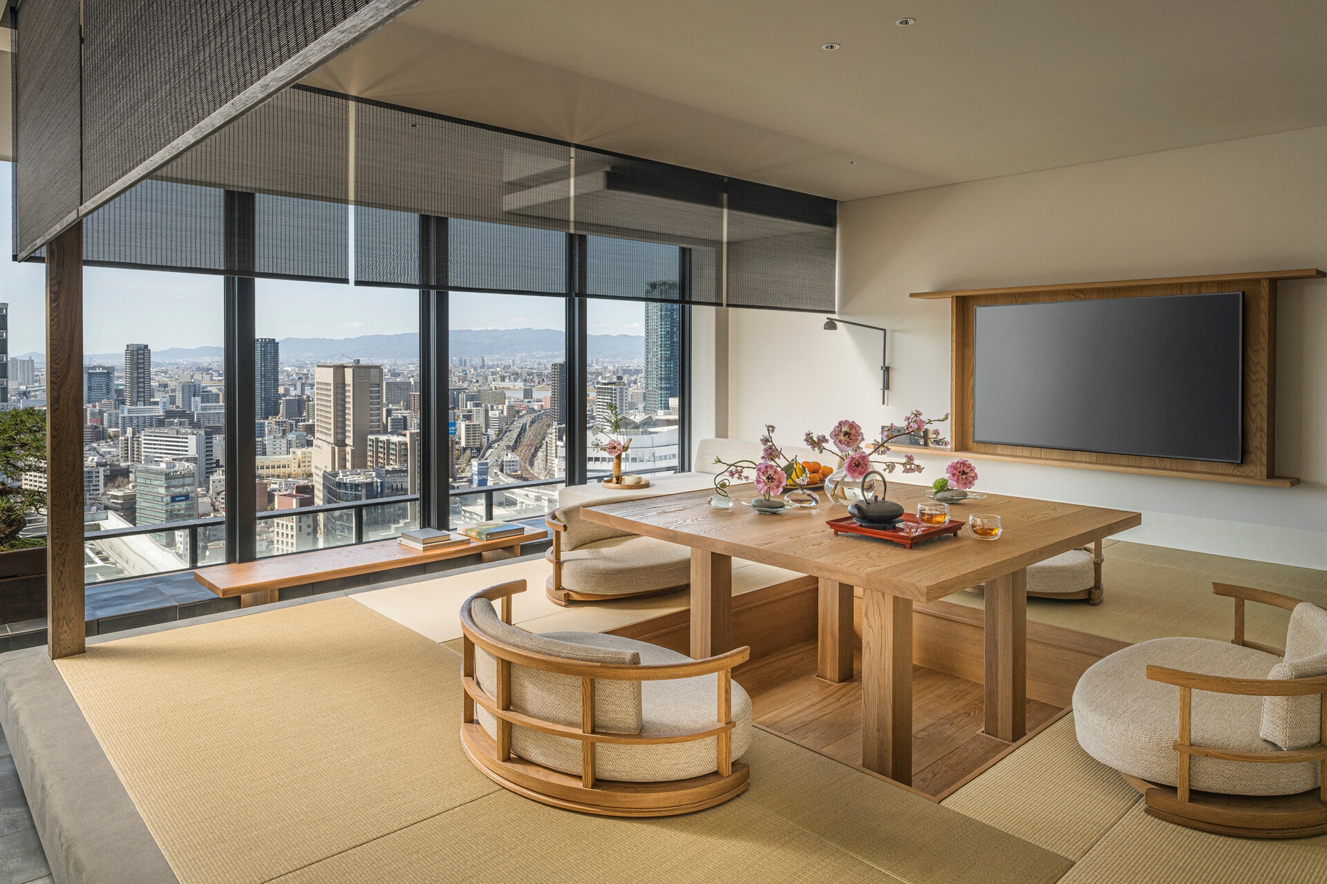 A classic tatami flooring sets the tone in Tatami Suite of Four Seasons Osaka.