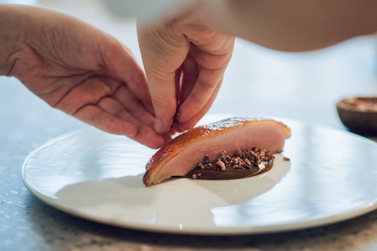 Gēn spotlights locally sourced ingredients in dishes like aged duck.